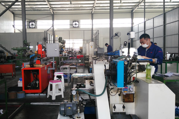 青島錦鴻車(chē)間