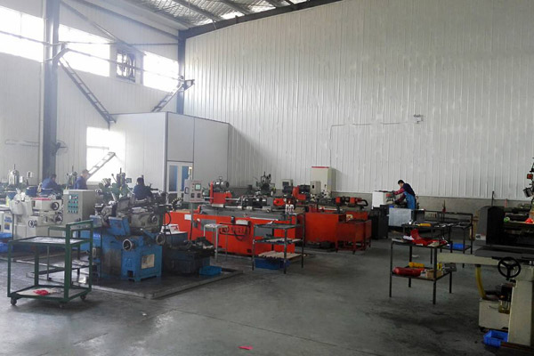 青島錦鴻車(chē)間