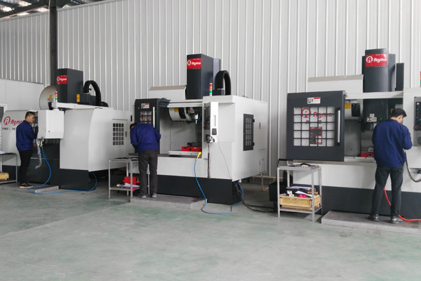 青島錦鴻車(chē)間