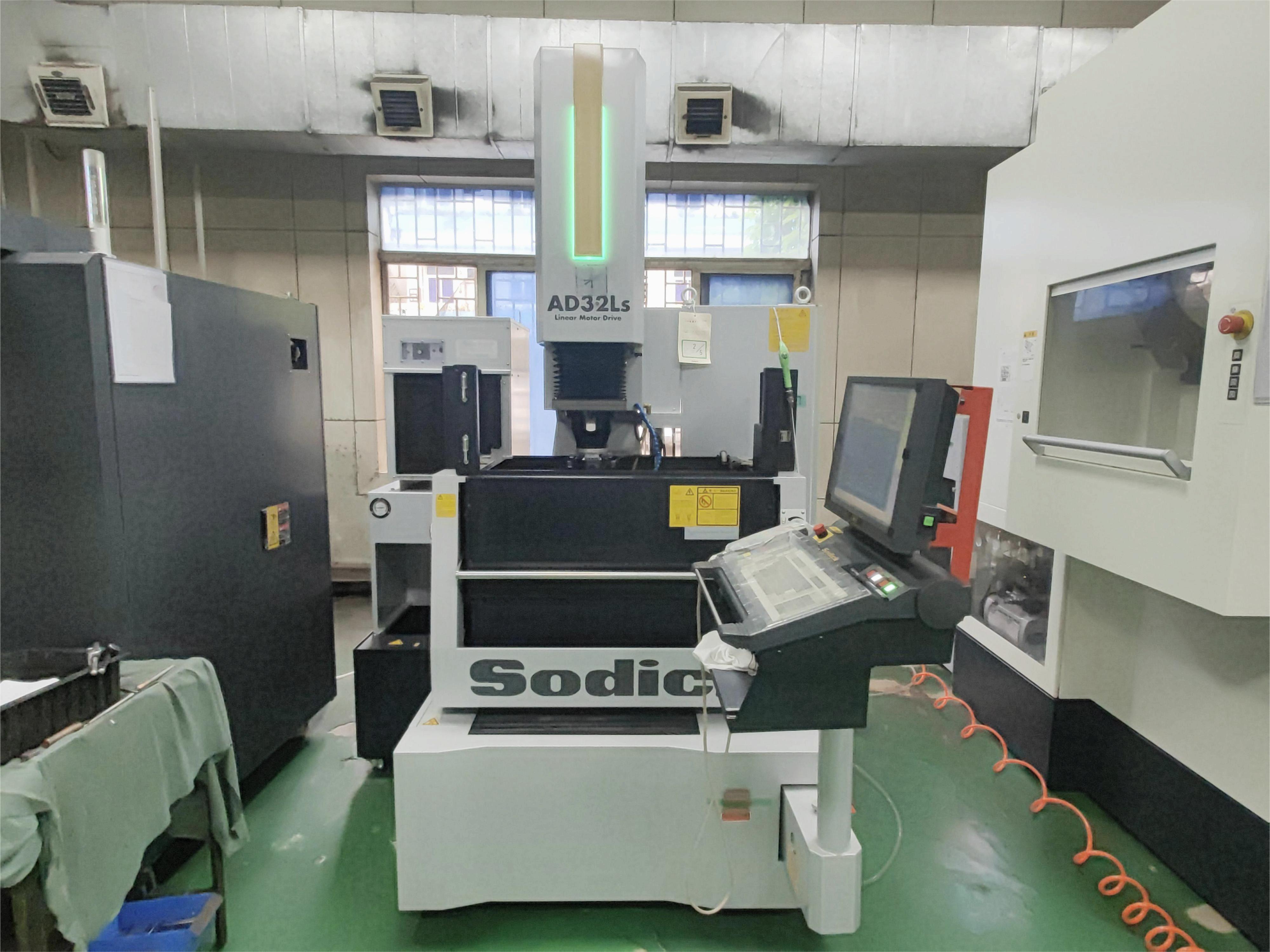 AD32Ls?鏡面火花機(jī)